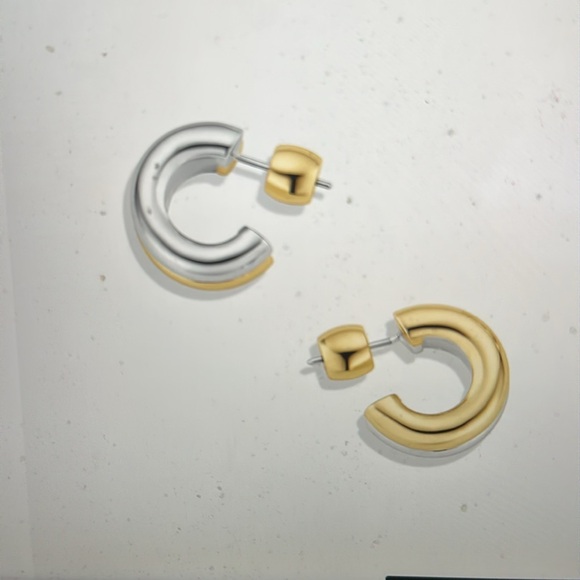 Gorjana Lou Mixed Stacked Huggies - Picture 3 of 3